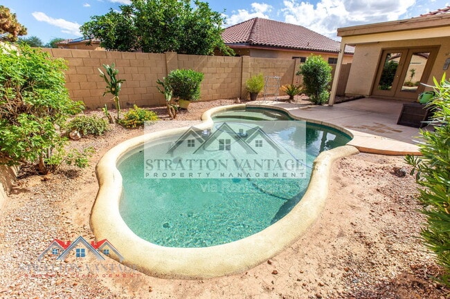 15792 W Port Au Prince Ln in Surprise, AZ - Building Photo - Building Photo