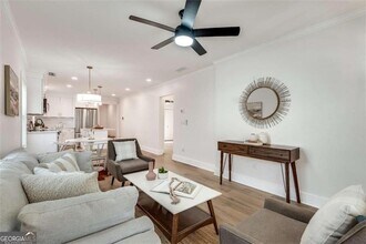 1078 Hobson St SW in Atlanta, GA - Building Photo - Building Photo