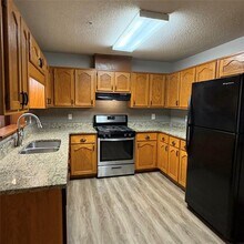 1226 Shannon Way SW in Marietta, GA - Building Photo - Building Photo
