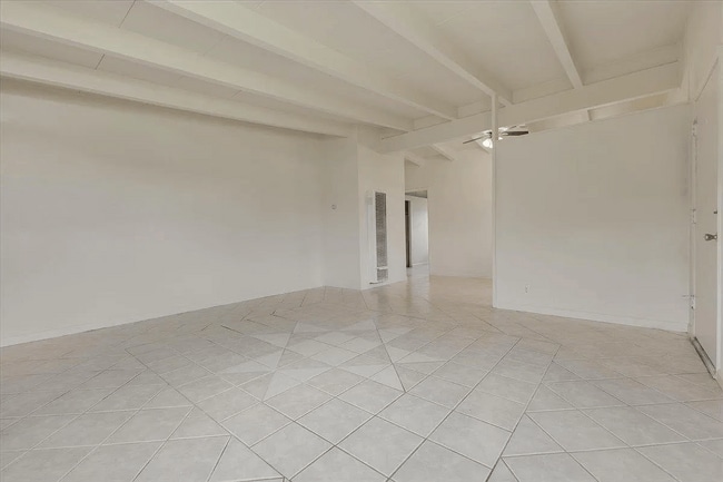 property at 1448 Modoc Ave