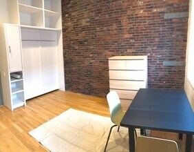 126 Bowdoin St in Boston, MA - Building Photo - Building Photo