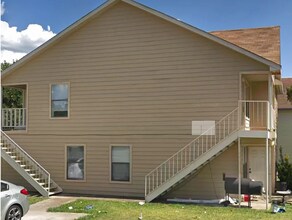 1205 Dawson Cir in Grand Prairie, TX - Building Photo - Building Photo
