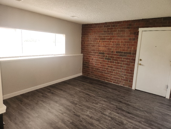 6624 Dublin Loop W in Colorado Springs, CO - Foto de edificio - Building Photo