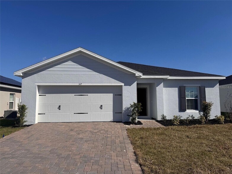 347 Biltmore Blvd in Dundee, FL - Foto de edificio