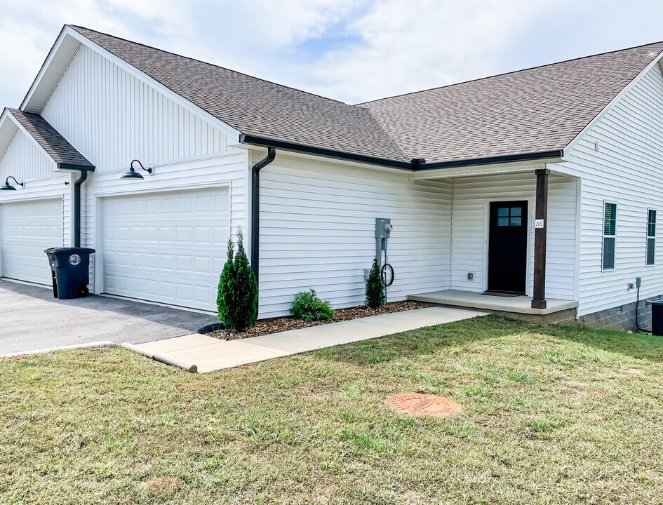257 New Day Ln in Cookeville, TN - Building Photo