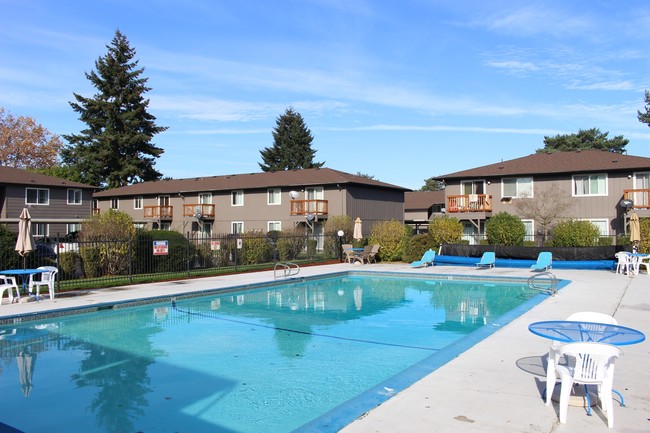 Mallard Landing in Salem, OR - Foto de edificio - Building Photo