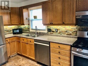 41 Limerick Ln in Brantford, ON - Building Photo - Building Photo
