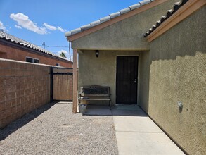 1903 Oliver Dr in Bullhead City, AZ - Building Photo - Building Photo
