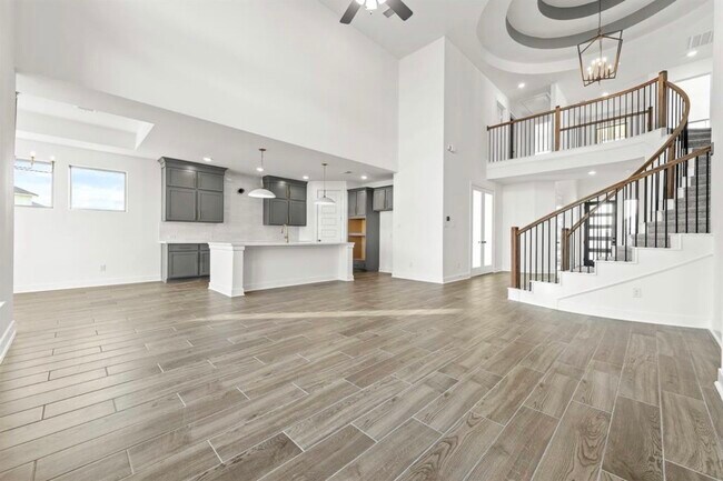 property at 8706 Gleaming Vlg Wy