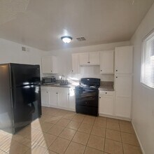 2900 Marlin Ave in Las Vegas, NV - Foto de edificio - Building Photo