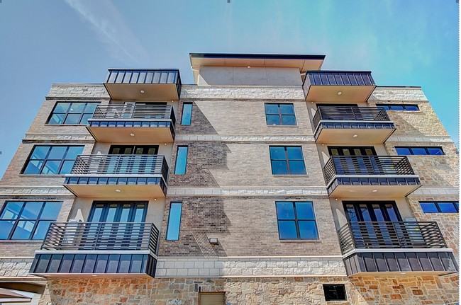 Lofts on Rock in Georgetown, TX - Building Photo - Building Photo