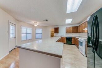 16407 Encanto Pass in San Antonio, TX - Building Photo - Building Photo