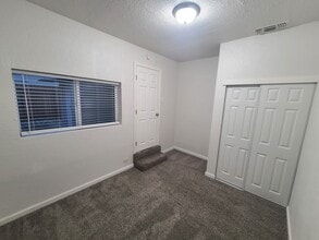 4970 Jackson St in North Highlands, CA - Building Photo - Building Photo