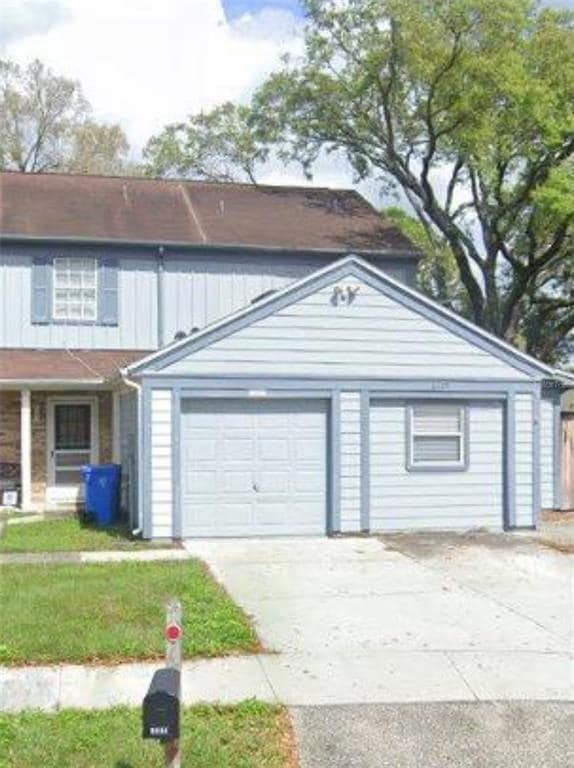 property at 6219 Oak Cluster Cir