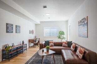 The Arvon in Vancouver, WA - Building Photo