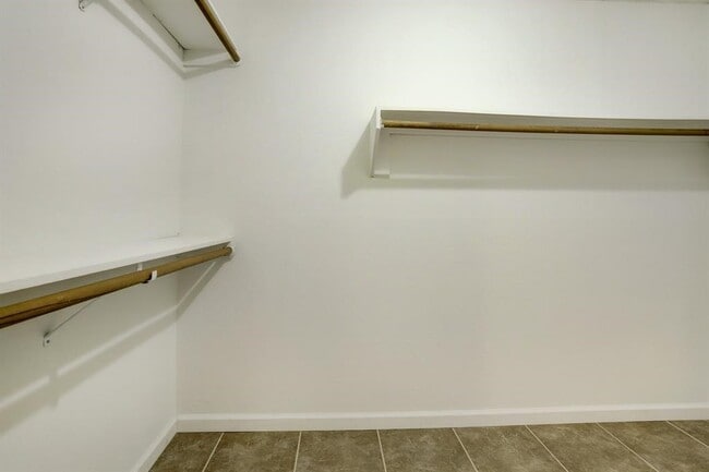 11126 Twain Dr in Montgomery, TX - Foto de edificio - Building Photo