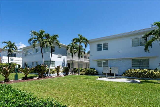 7315 Carlyle Ave-Unit -3 in Miami Beach, FL - Building Photo - Building Photo