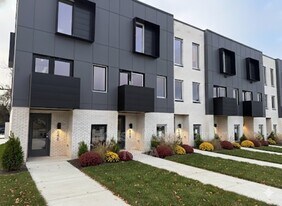 840 SE 8th St in Bentonville, AR - Building Photo