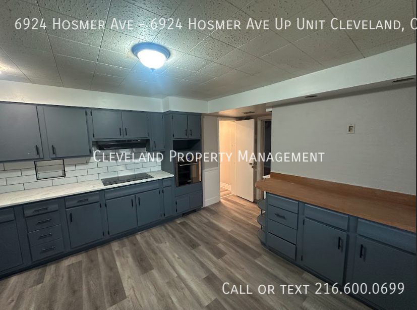 6924 Hosmer Ave in Cleveland, OH - Foto de edificio