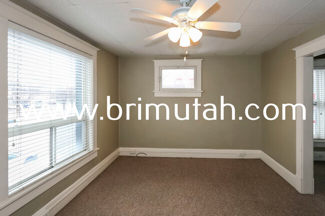 273-275 S 400 E in Salt Lake City, UT - Building Photo - Building Photo