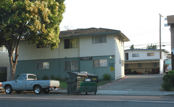 2131 Monroe St in Santa Clara, CA - Building Photo - Building Photo