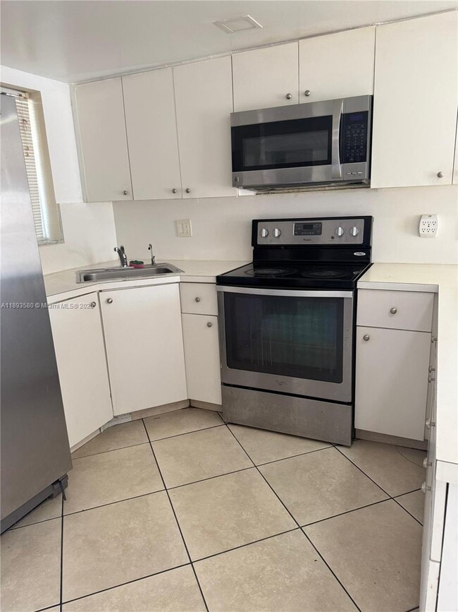 property at 5530 W 26th Ct