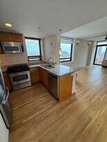 116-24 Grosvenor Ln in Queens, NY - Building Photo