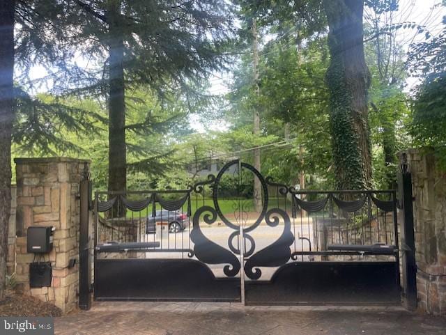 property at 5301 Goldsboro Rd