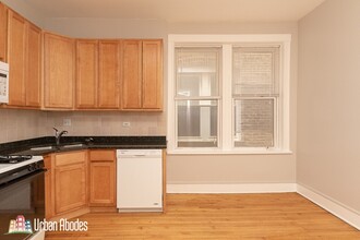 2136 W Chicago Ave, Unit A07C in Chicago, IL - Building Photo - Building Photo