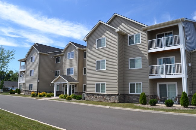 Waterbury Ridge Apartments
