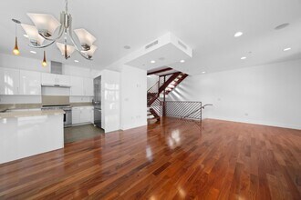 1415 Butler Ave in Los Angeles, CA - Building Photo - Building Photo