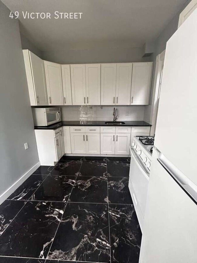 49 Victor St in Yonkers, NY - Building Photo - Building Photo