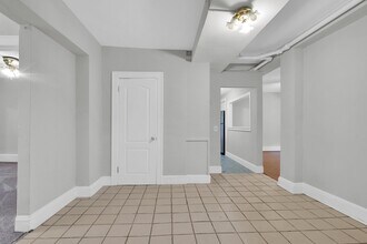 1820 Clydesdale Pl NW in Washington, DC - Building Photo - Building Photo