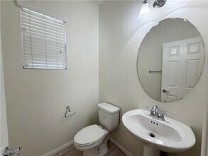 7769 Britton Rose Dr in Las Vegas, NV - Building Photo - Building Photo