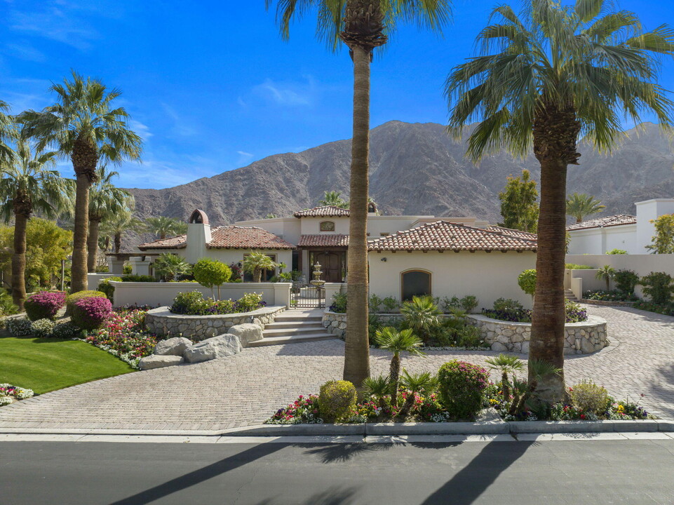 53240 Del Gato Dr in La Quinta, CA - Building Photo