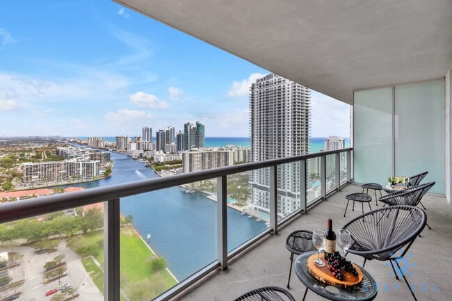 2602 E Hallandale Beach Blvd, Unit SI ID1227414P in Hallandale Beach, FL - Building Photo - Building Photo