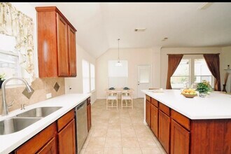 7214 Paradise Park Bend in Richmond, TX - Building Photo - Building Photo