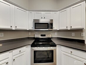 8800 Willow Crest Dr in Charlotte, NC - Building Photo - Building Photo