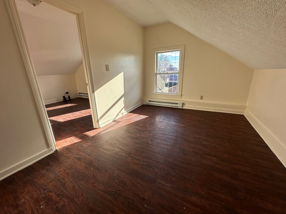 33 Geneva St in Geneva, NY - Building Photo