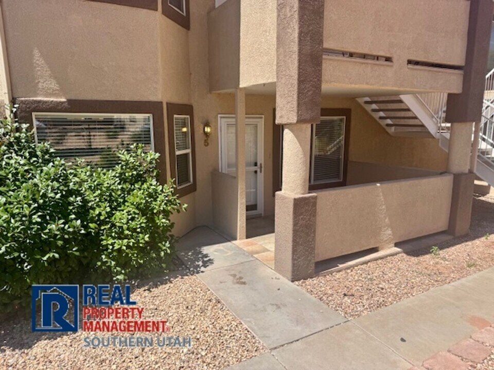 1301 W Indian Hills Dr in Saint George, UT - Building Photo