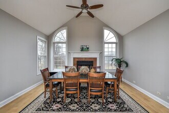 104 Bruell St in Yorkville, IL - Building Photo - Building Photo