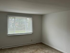 194 Linden Ave, Unit 3 in Buffalo, NY - Foto de edificio - Building Photo