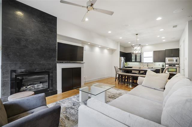 4618 Cedar Springs Rd in Dallas, TX - Building Photo
