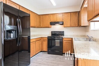 6 Southwark Cir in Columbia, SC - Building Photo - Building Photo