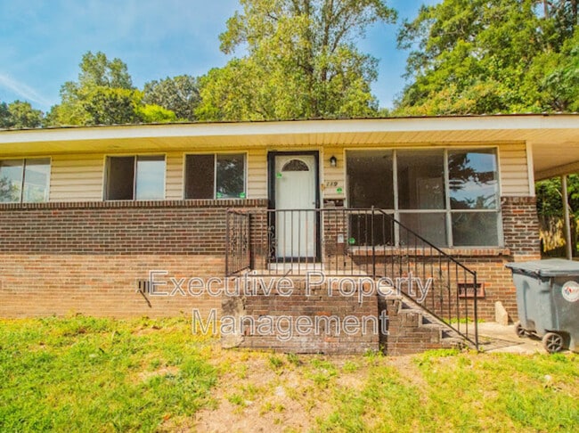 property at 119 Front St