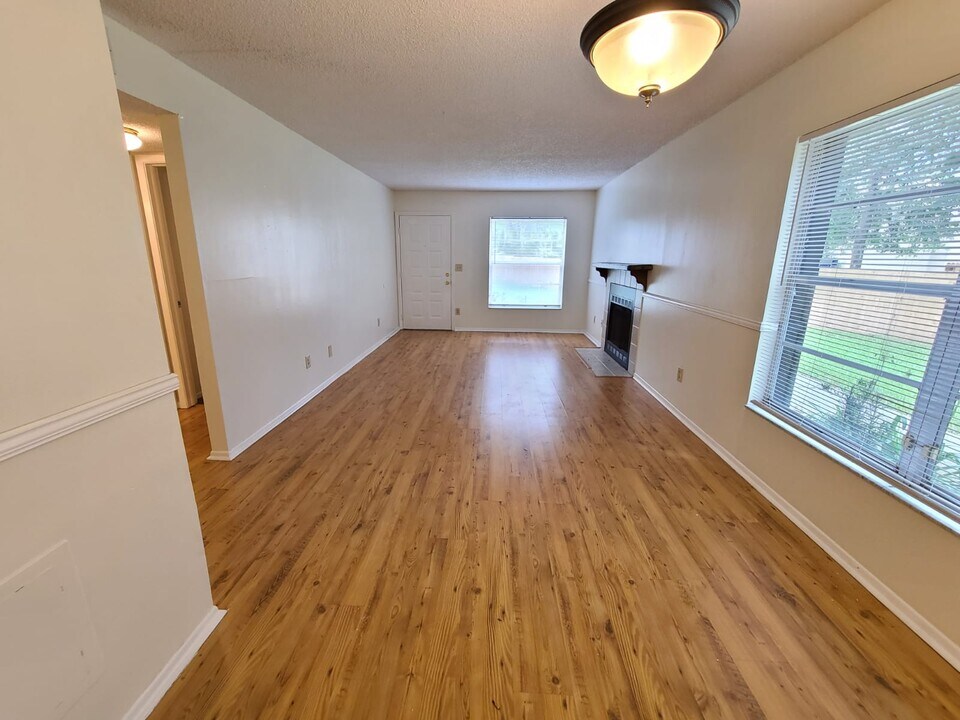 4034 Dream Oak Pl in Tampa, FL - Building Photo