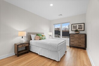 5545 Park Ave in Fairfield, CT - Building Photo - Building Photo