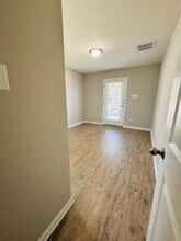 1314 Walden Pond Dr in Pflugerville, TX - Building Photo - Building Photo
