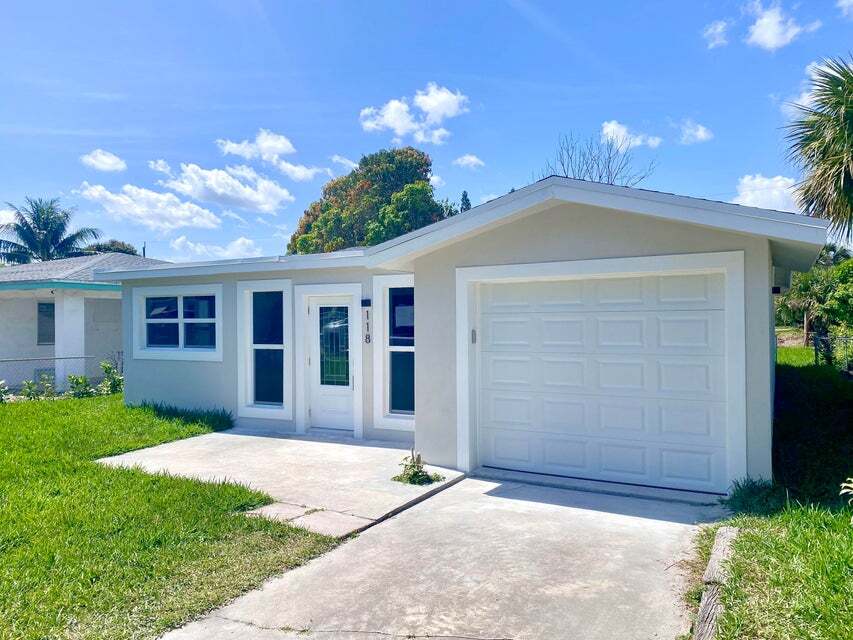 118 SW 9th Ave in Delray Beach, FL - Building Photo