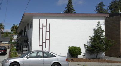 3701 Fruitvale Ave in Oakland, CA - Building Photo - Building Photo